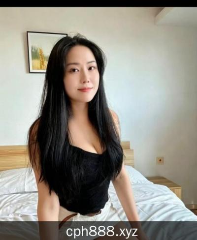 新区大奶美女
