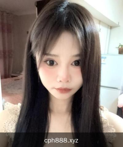 性感肤白御姐丽丽