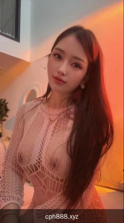 宝安性感大奶妹子