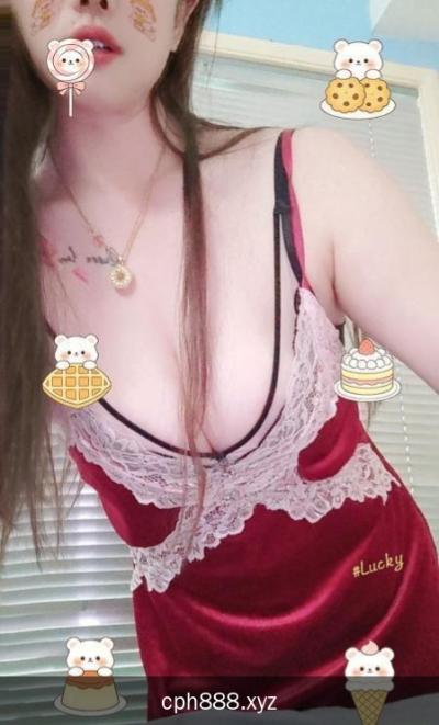 兼职大胸美女