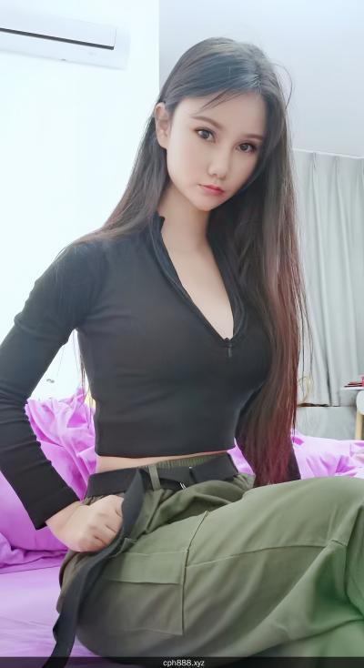 00后彤彤老师自接