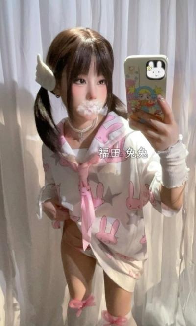 福田嫩嫩的小萝莉