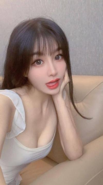 身材nice颜值姗姗