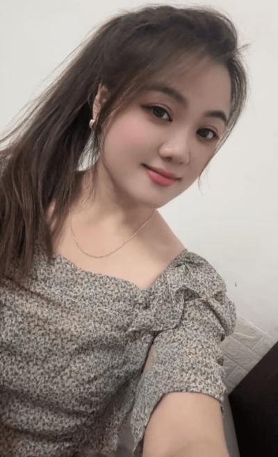天心胸大西贝小姐姐
