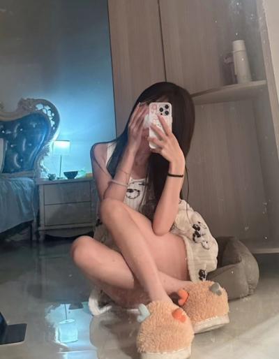 刚下海大学生妹