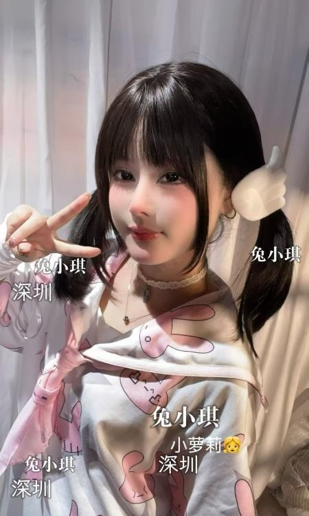 福田双马尾萝莉